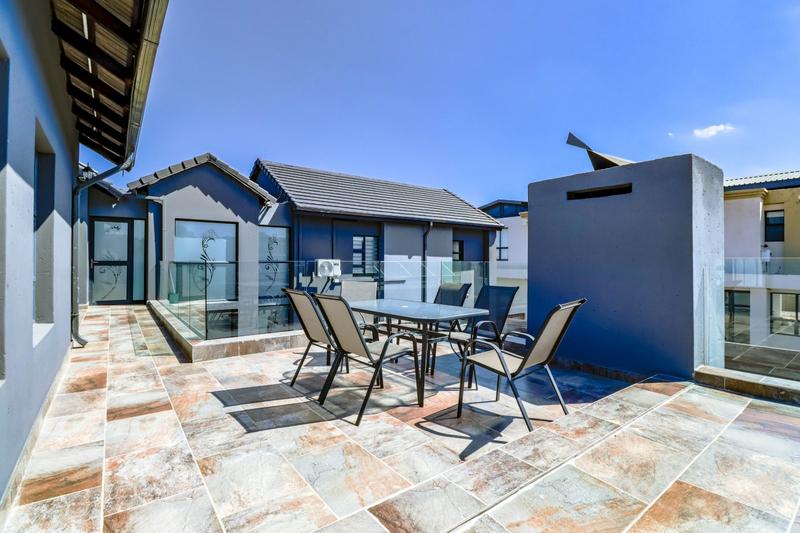 4 Bedroom Property for Sale in Copperleaf Estate Gauteng