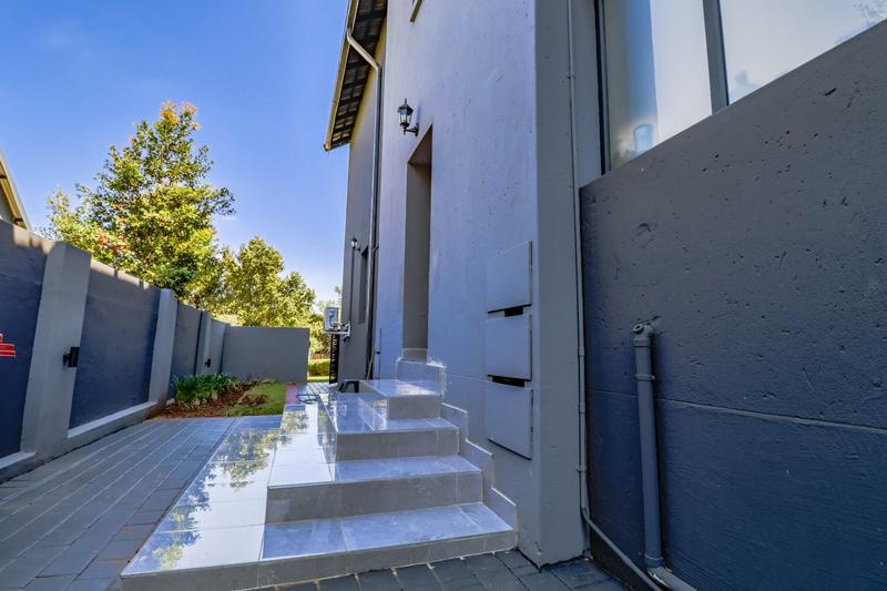 4 Bedroom Property for Sale in Copperleaf Estate Gauteng