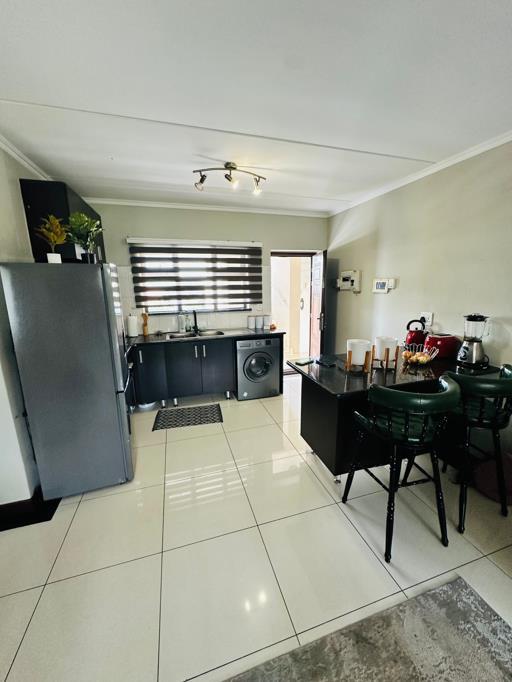 To Let 1 Bedroom Property for Rent in Noordwyk Gauteng