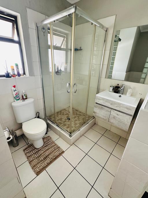 To Let 1 Bedroom Property for Rent in Noordwyk Gauteng