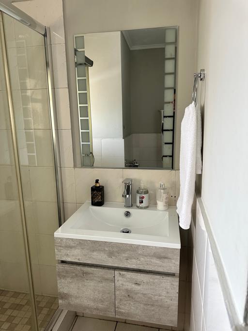 To Let 1 Bedroom Property for Rent in Noordwyk Gauteng