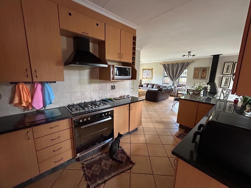To Let 3 Bedroom Property for Rent in Kosmosdal Gauteng