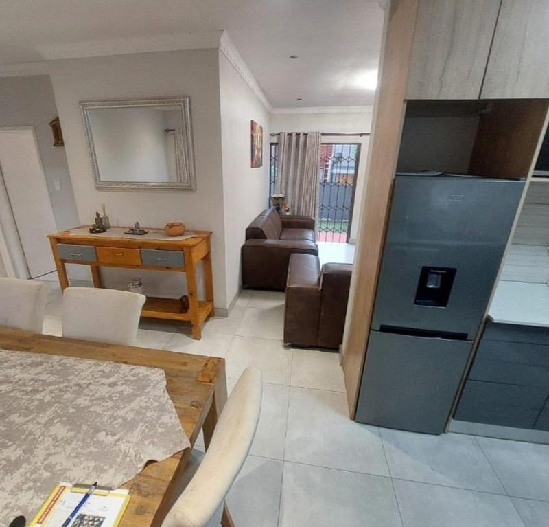 3 Bedroom Property for Sale in Eldoraigne Gauteng