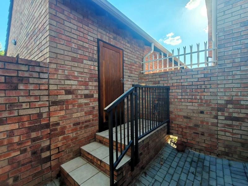 3 Bedroom Property for Sale in Eco Park Gauteng