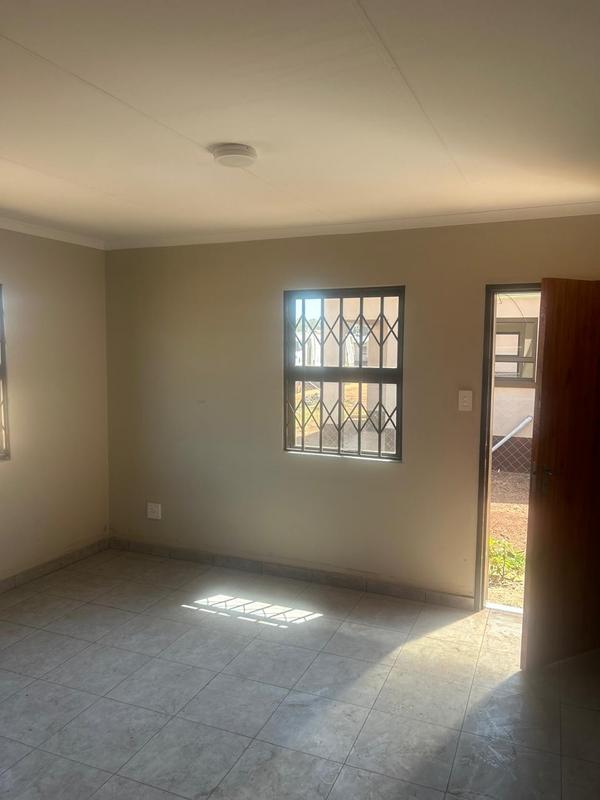 3 Bedroom Property for Sale in Dawn Park Gauteng