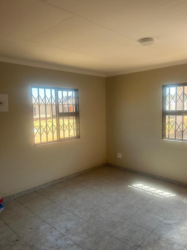 3 Bedroom Property for Sale in Dawn Park Gauteng