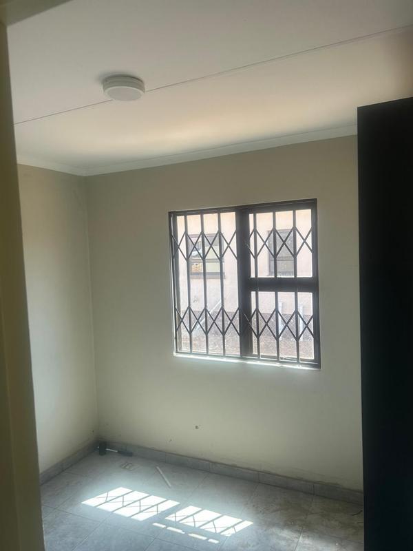 3 Bedroom Property for Sale in Dawn Park Gauteng