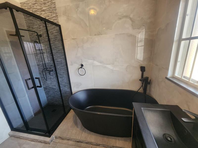 To Let 4 Bedroom Property for Rent in Muldersdrift Gauteng