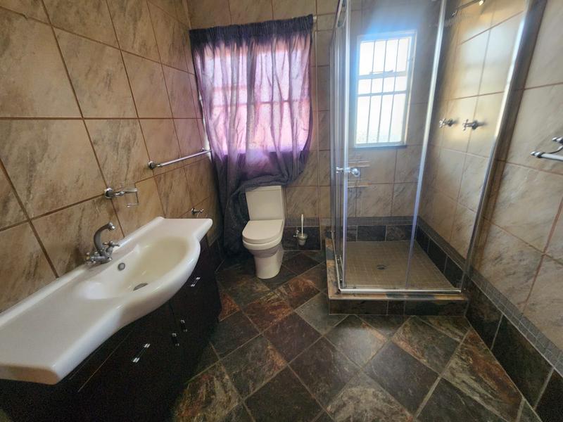To Let 4 Bedroom Property for Rent in Muldersdrift Gauteng