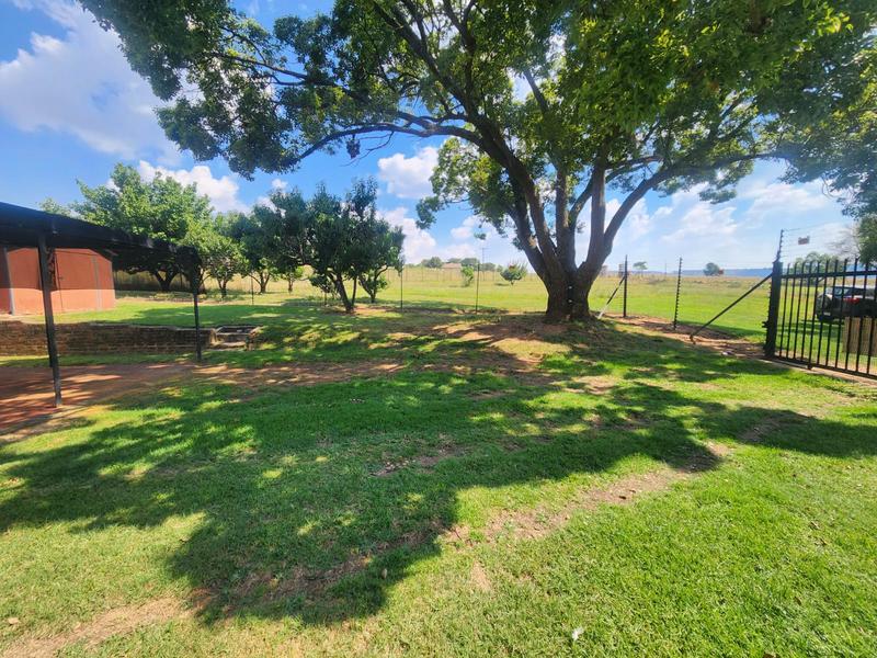 To Let 4 Bedroom Property for Rent in Muldersdrift Gauteng