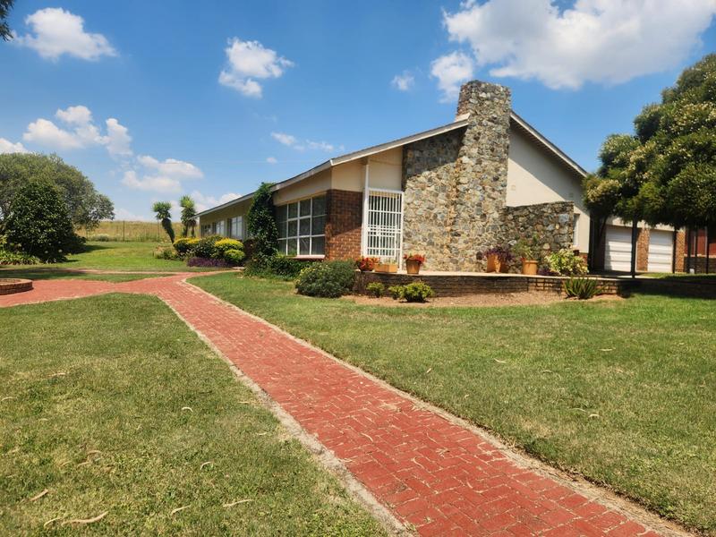 To Let 4 Bedroom Property for Rent in Muldersdrift Gauteng