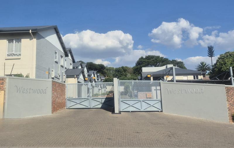 1 Bedroom Property for Sale in Linden Gauteng