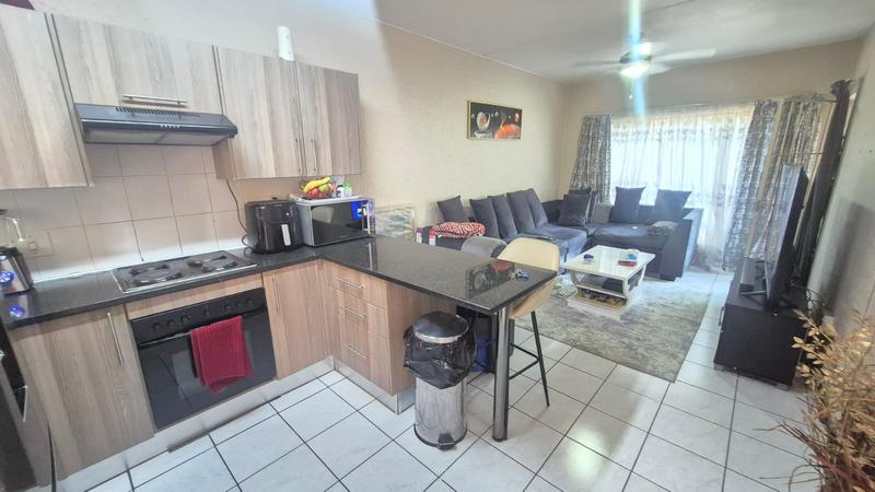 1 Bedroom Property for Sale in Westdene Gauteng