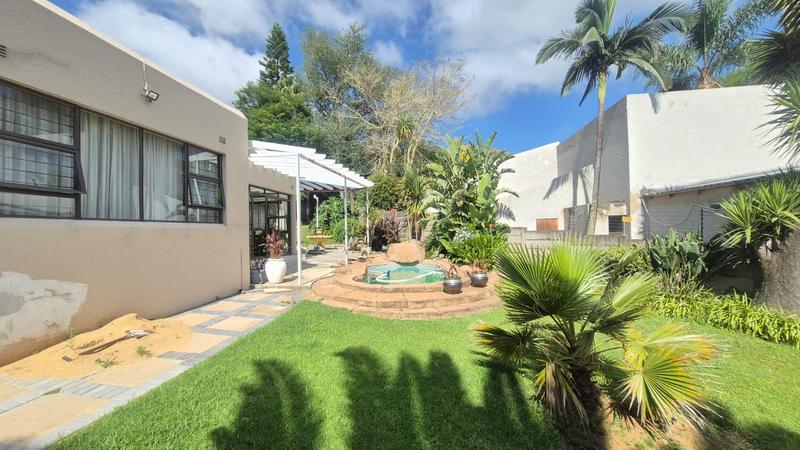 3 Bedroom Property for Sale in Little Falls Gauteng