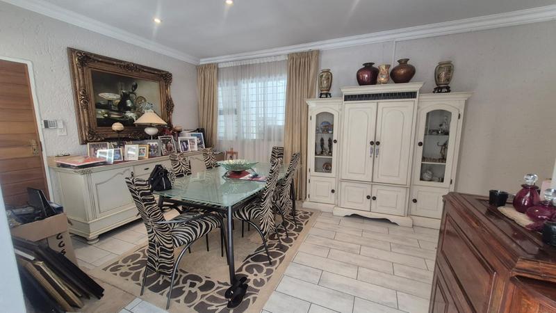 3 Bedroom Property for Sale in Little Falls Gauteng