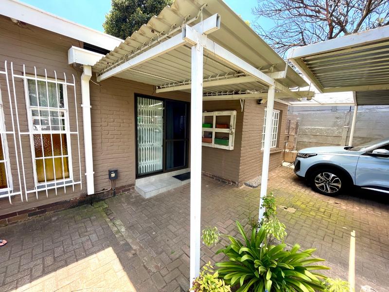 5 Bedroom Property for Sale in Noordheuwel Gauteng