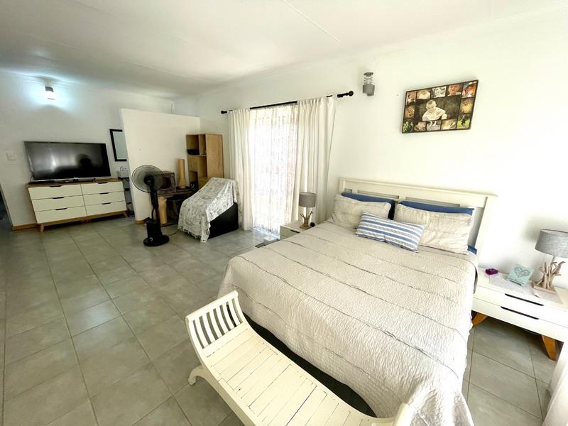 5 Bedroom Property for Sale in Noordheuwel Gauteng