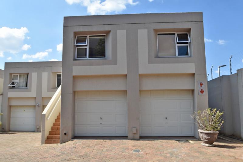 2 Bedroom Property for Sale in Bedford Park Gauteng