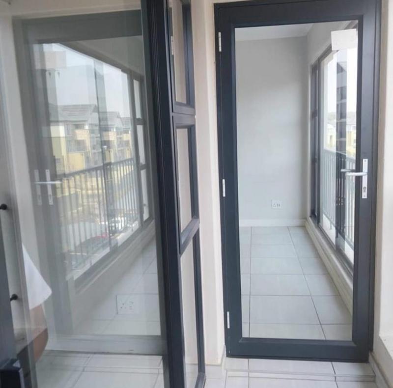 To Let 1 Bedroom Property for Rent in Waterfall Gauteng