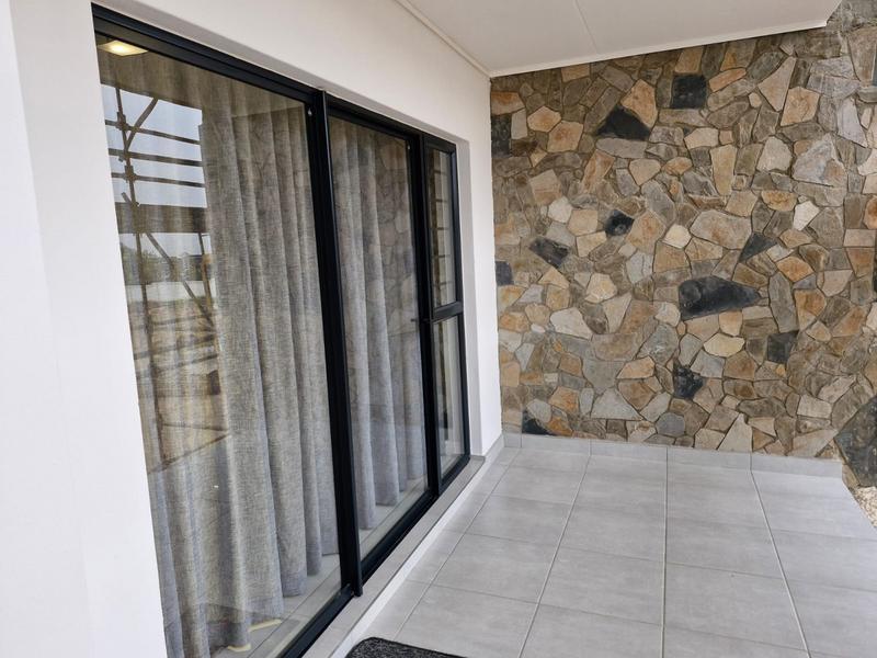 2 Bedroom Property for Sale in Crowthorne Gauteng