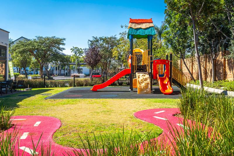 2 Bedroom Property for Sale in Crowthorne Gauteng