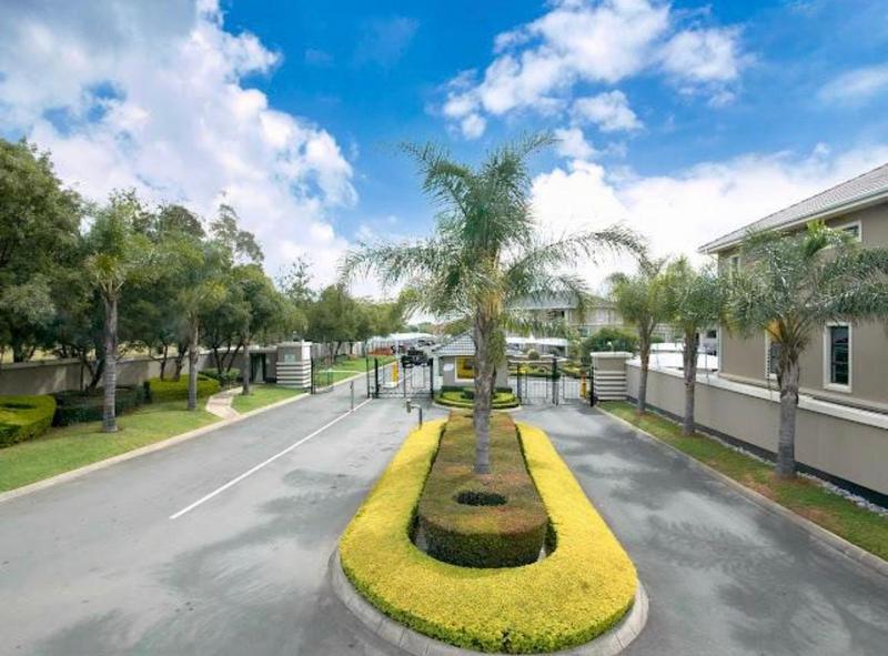 2 Bedroom Property for Sale in Broadacres Gauteng