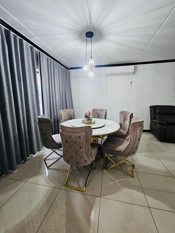 2 Bedroom Property for Sale in Broadacres Gauteng