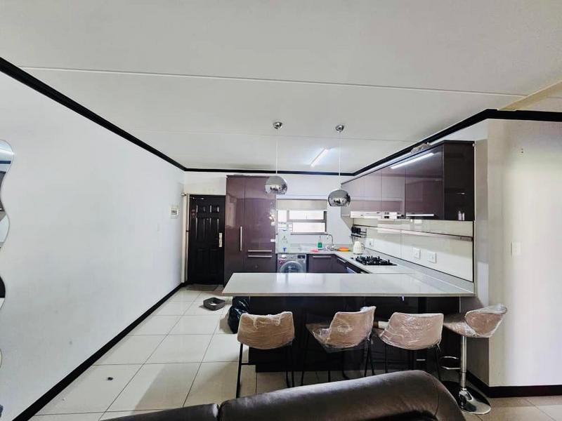 2 Bedroom Property for Sale in Broadacres Gauteng