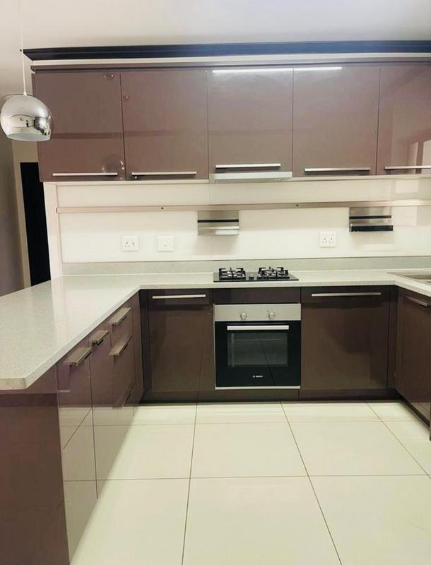 2 Bedroom Property for Sale in Broadacres Gauteng