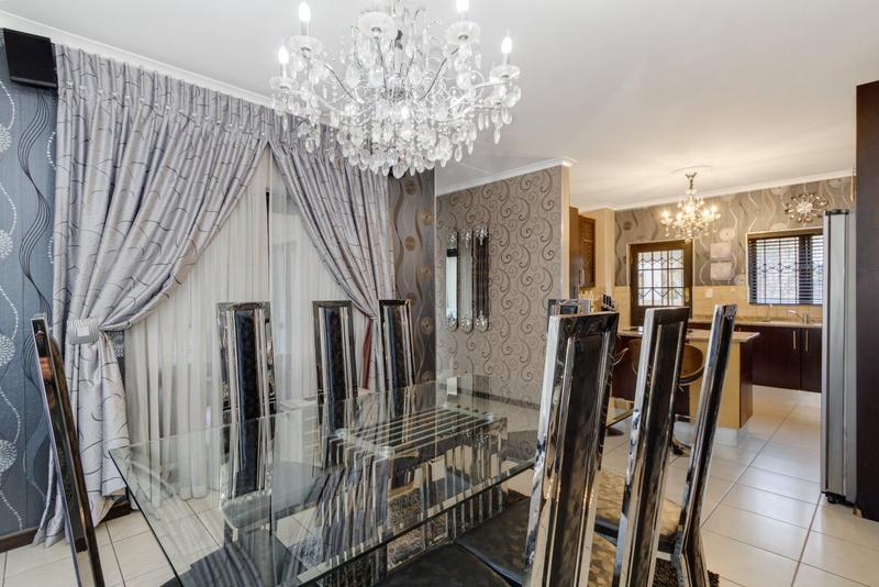 3 Bedroom Property for Sale in Broadacres Gauteng