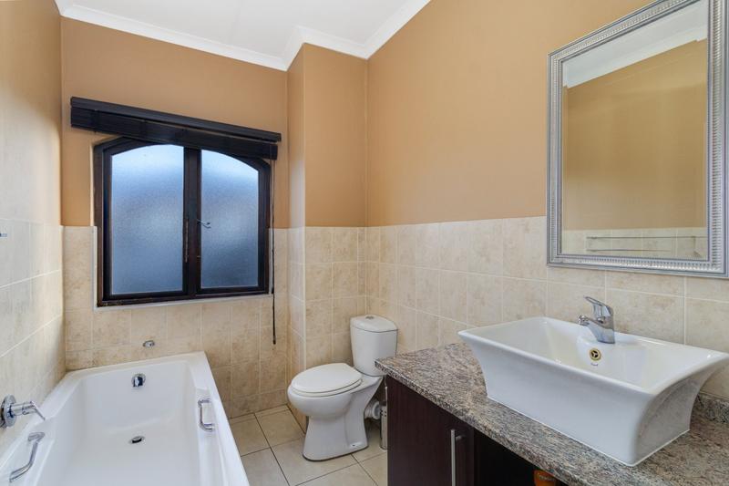 3 Bedroom Property for Sale in Broadacres Gauteng