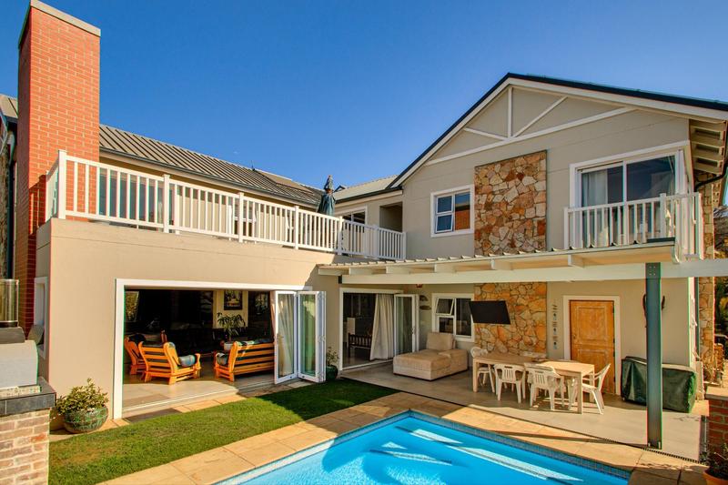 To Let 4 Bedroom Property for Rent in Helderfontein Estate Gauteng