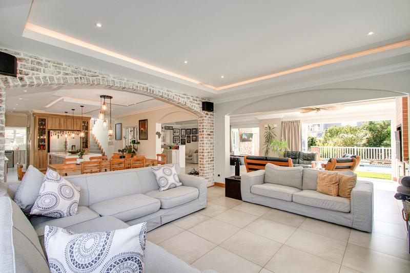 To Let 4 Bedroom Property for Rent in Helderfontein Estate Gauteng