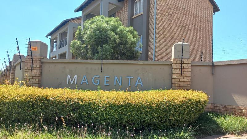 To Let 2 Bedroom Property for Rent in Monavoni Gauteng