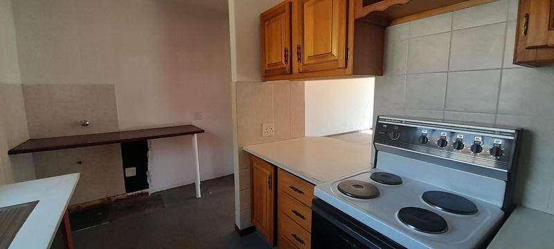 2 Bedroom Property for Sale in Die Hoewes Gauteng