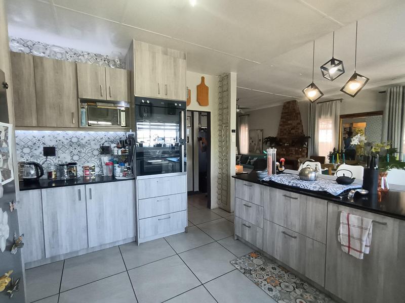 3 Bedroom Property for Sale in Homestead Gauteng