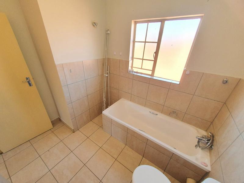 3 Bedroom Property for Sale in Annlin Gauteng
