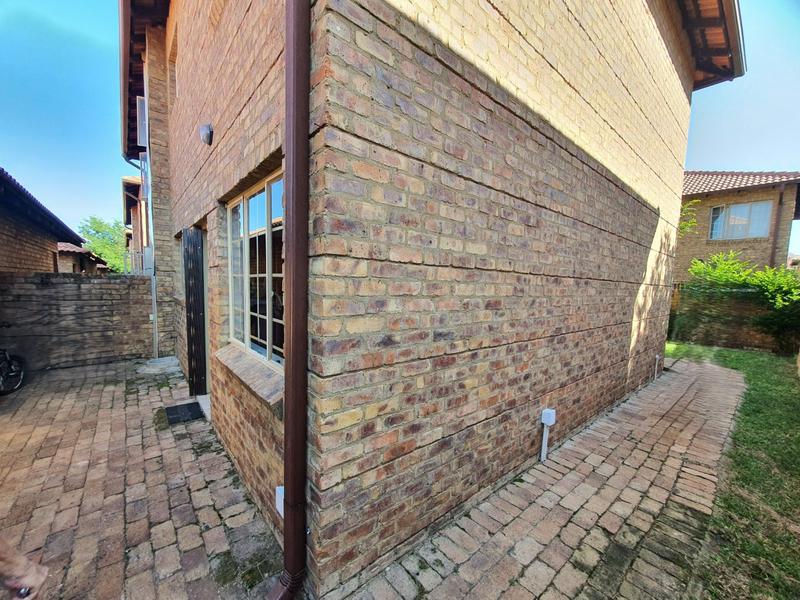 3 Bedroom Property for Sale in Annlin Gauteng