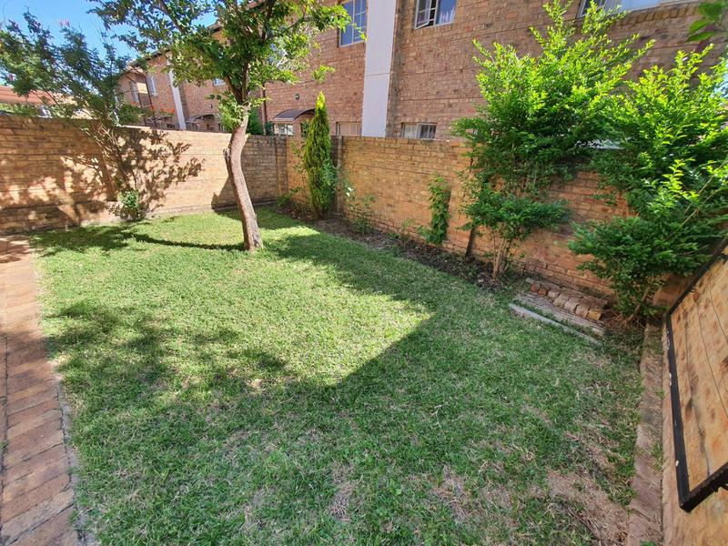3 Bedroom Property for Sale in Annlin Gauteng