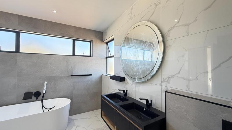 4 Bedroom Property for Sale in Fountainbrook Estate Gauteng