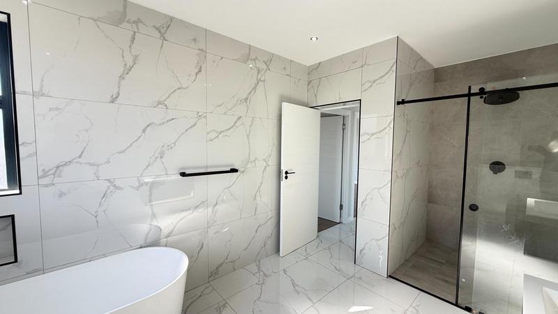 4 Bedroom Property for Sale in Fountainbrook Estate Gauteng