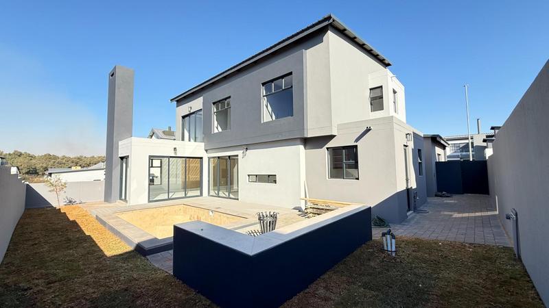 4 Bedroom Property for Sale in Fountainbrook Estate Gauteng