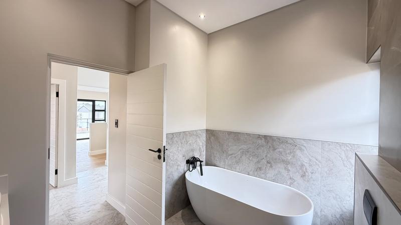 4 Bedroom Property for Sale in Fountainbrook Estate Gauteng