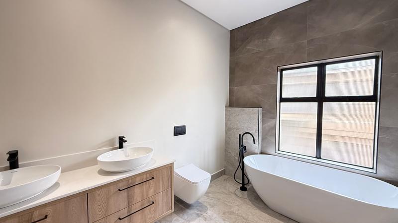 4 Bedroom Property for Sale in Fountainbrook Estate Gauteng