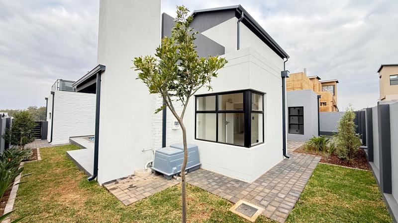 4 Bedroom Property for Sale in Fountainbrook Estate Gauteng