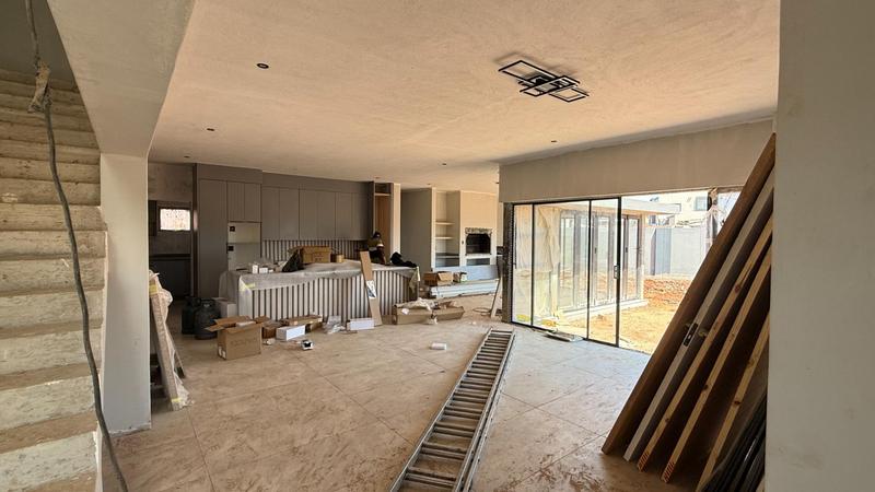 4 Bedroom Property for Sale in Fountainbrook Estate Gauteng