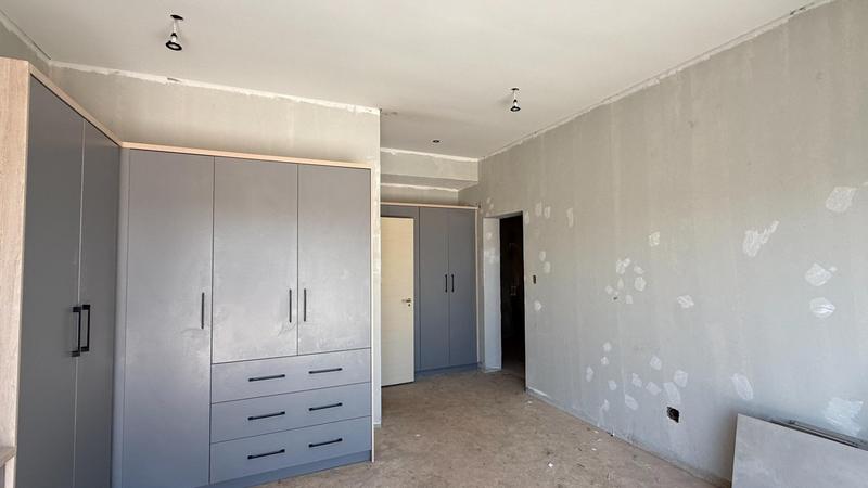 4 Bedroom Property for Sale in Fountainbrook Estate Gauteng