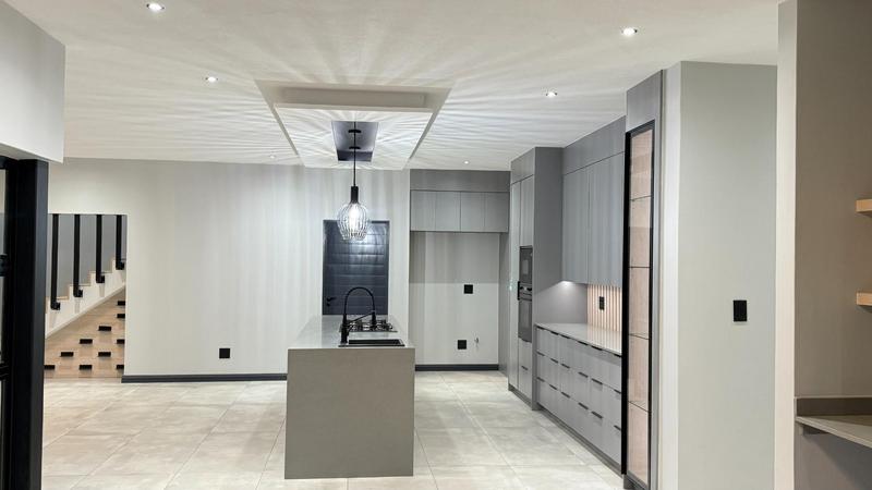 4 Bedroom Property for Sale in Fountainbrook Estate Gauteng