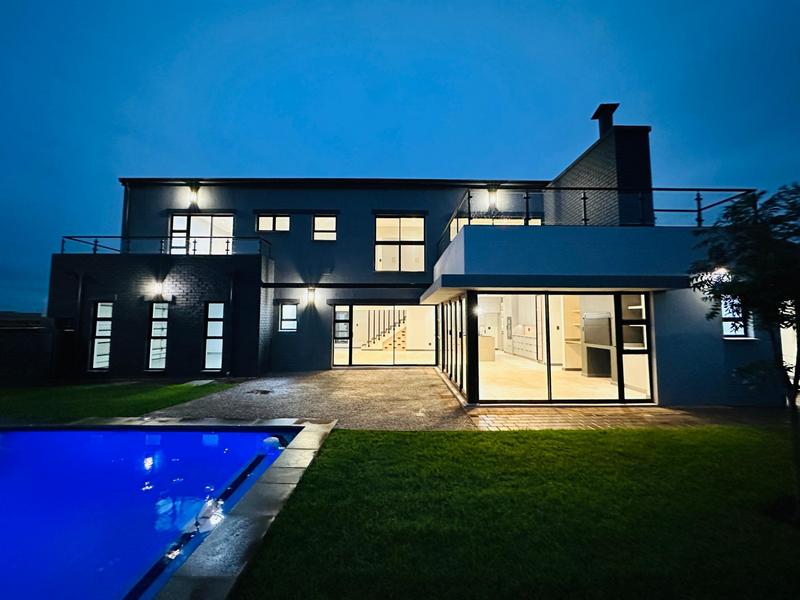 4 Bedroom Property for Sale in Fountainbrook Estate Gauteng