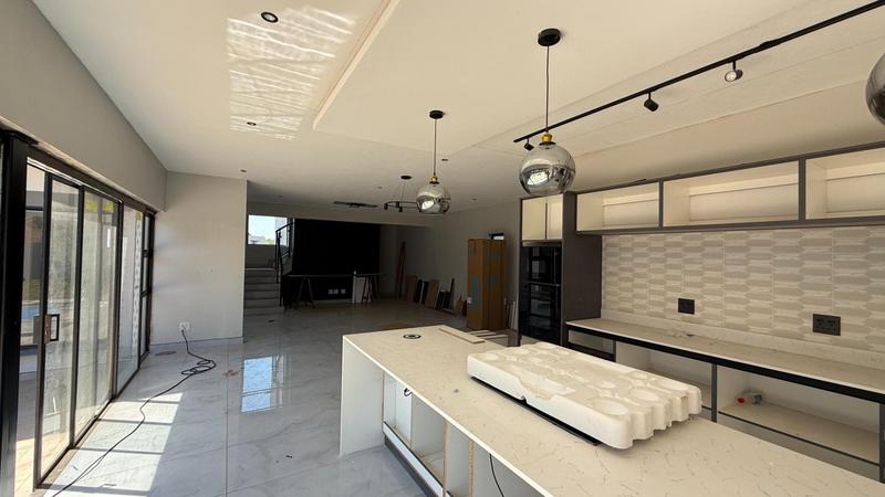 4 Bedroom Property for Sale in Fountainbrook Estate Gauteng